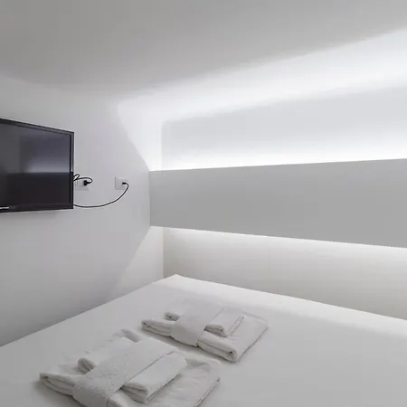 Apartment I Host - Caretto 6 Milan